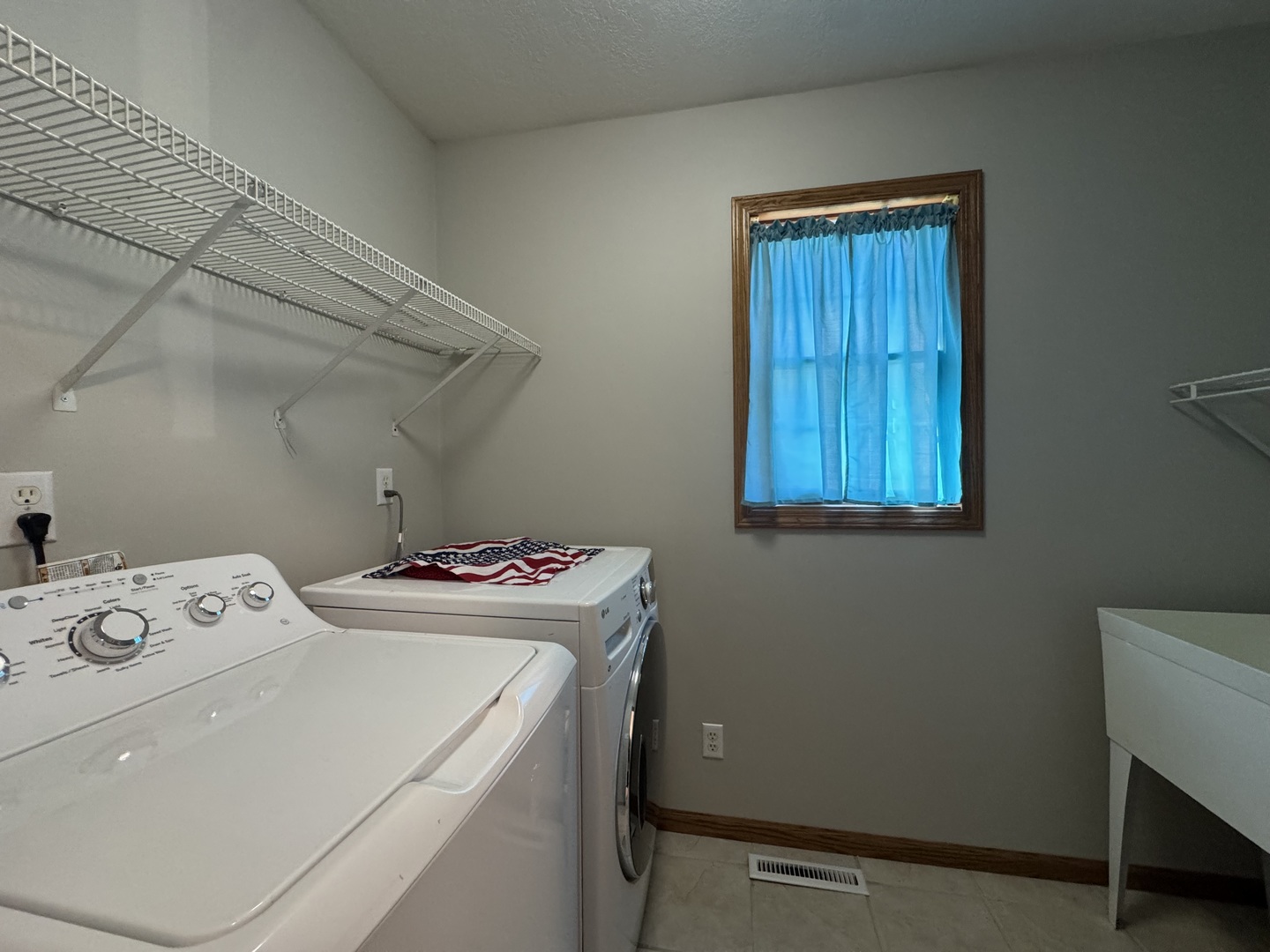 Bourbonnais, Illinois 60914, United States, 4 Bedrooms Bedrooms, ,3 BathroomsBathrooms,Residential,Active,192554