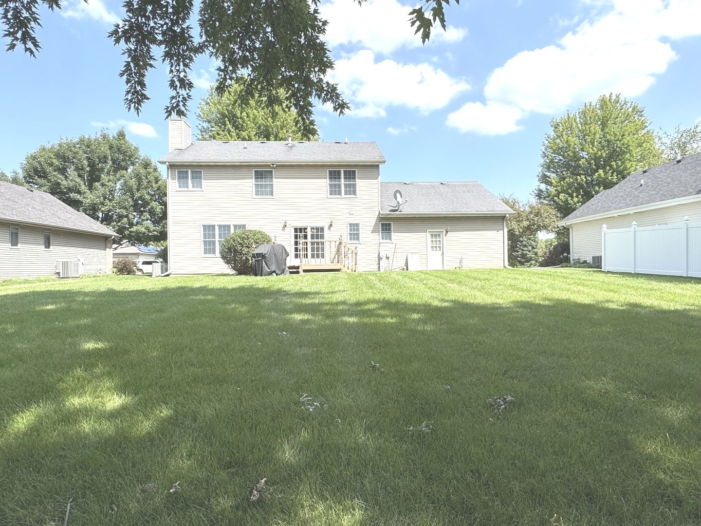 Bourbonnais, Illinois 60914, United States, 4 Bedrooms Bedrooms, ,3 BathroomsBathrooms,Residential,Active,192554