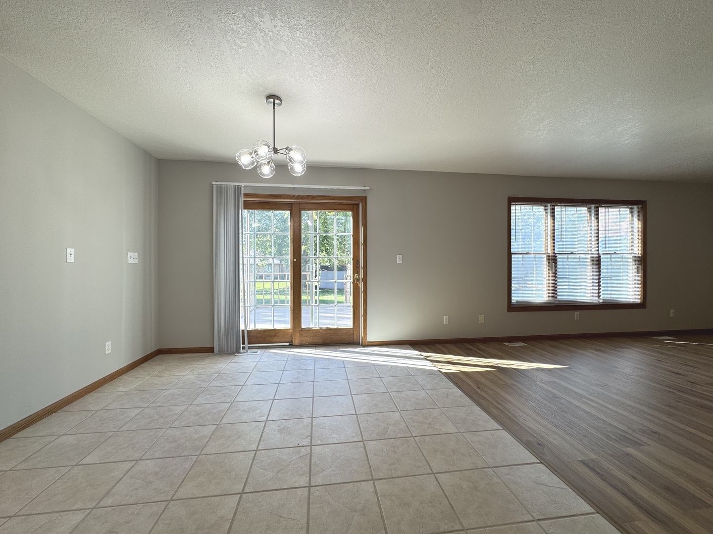 Bourbonnais, Illinois 60914, United States, 4 Bedrooms Bedrooms, ,3 BathroomsBathrooms,Residential,Active,192554