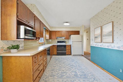 Tiny photo for 1319 Rutledge Road, Bloomington, IL 61704 (MLS # 12536057)