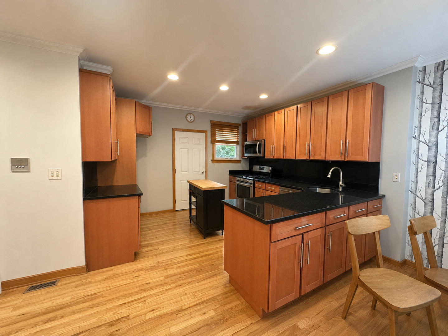 5252 S Drexel Avenue 1A