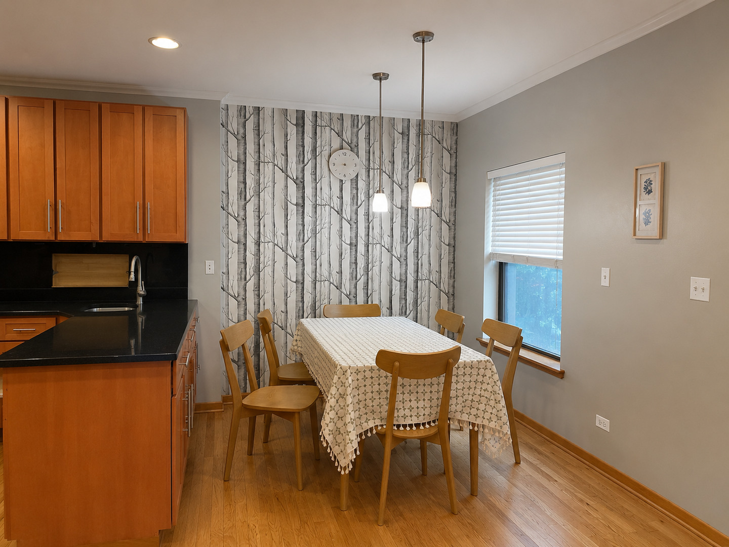 5252 S Drexel Avenue 1A