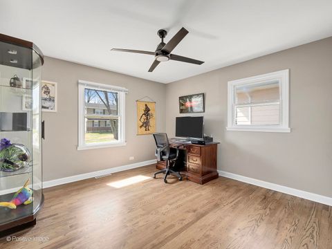 Tiny photo for 266 Marilyn Avenue, Glendale Heights, IL 60139 (MLS # 12590614)