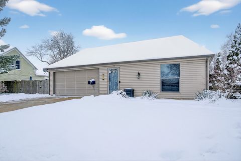 Photo of 73 Ingleshire Road, Montgomery, IL 60538 (MLS # 12523995)