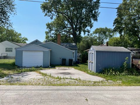 Tiny photo for 18019 Lorenz Avenue, Lansing, IL 60438 (MLS # 12533416)
