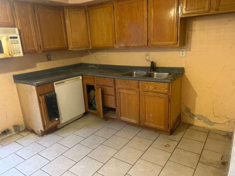 Tiny photo for 18019 Lorenz Avenue, Lansing, IL 60438 (MLS # 12533416)