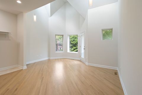 Tiny photo for 6505 S WOODLAWN Avenue, Chicago, IL 60637 (MLS # 12657338)