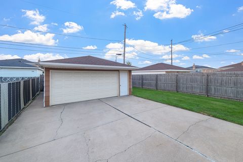 Tiny photo for 590 Exchange Avenue, Calumet City, IL 60409 (MLS # 12465418)