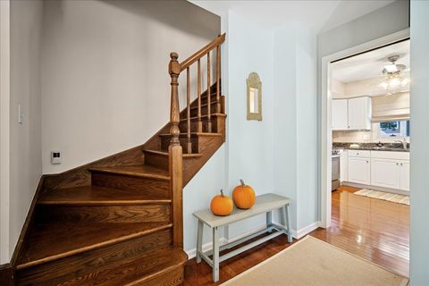 Tiny photo for 1014 S Grace Street, Mount Prospect, IL 60056 (MLS # 12447465)