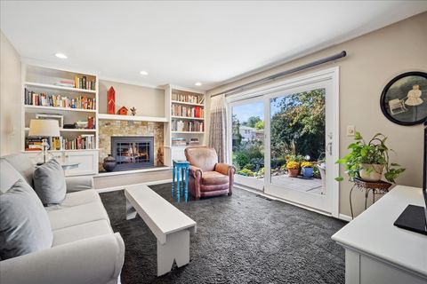 Tiny photo for 1014 S Grace Street, Mount Prospect, IL 60056 (MLS # 12447465)