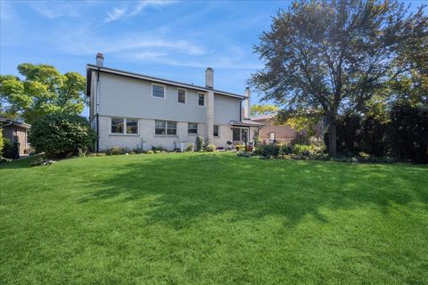 Tiny photo for 1014 S Grace Street, Mount Prospect, IL 60056 (MLS # 12447465)