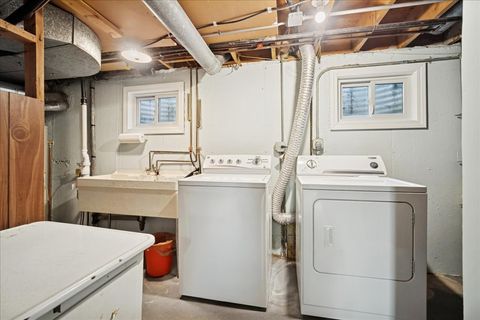 Tiny photo for 1014 S Grace Street, Mount Prospect, IL 60056 (MLS # 12447465)