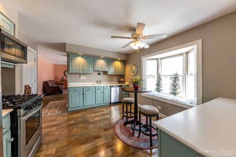 Tiny photo for 533 N Beck Road, Lindenhurst, IL 60046 (MLS # 12554120)