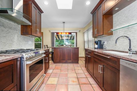 Tiny photo for 2671 Longview Drive, Lisle, IL 60532 (MLS # 12489279)