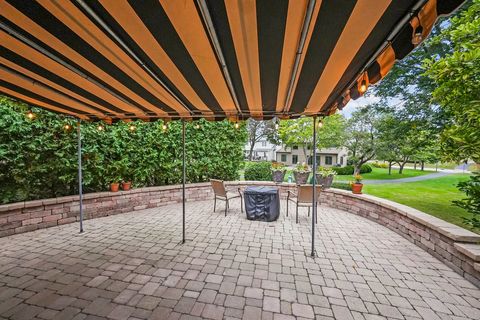 Tiny photo for 2671 Longview Drive, Lisle, IL 60532 (MLS # 12489279)