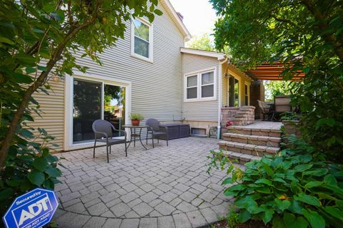 Tiny photo for 2671 Longview Drive, Lisle, IL 60532 (MLS # 12489279)