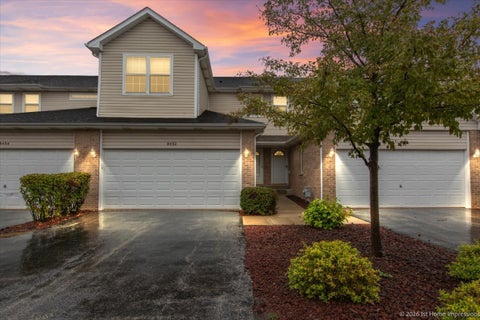 Photo of 8432 Stratford Drive, Tinley Park, IL 60487 (MLS # 12775929)