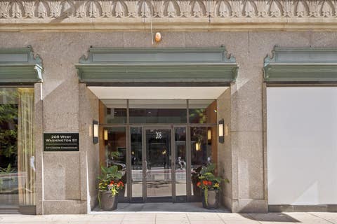 Tiny photo for 208 W Washington Street #1813, Chicago, IL 60606 (MLS # 12672042)