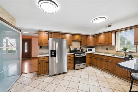 Tiny photo for 9719 Johanna Avenue, Franklin Park, IL 60131 (MLS # 12727594)