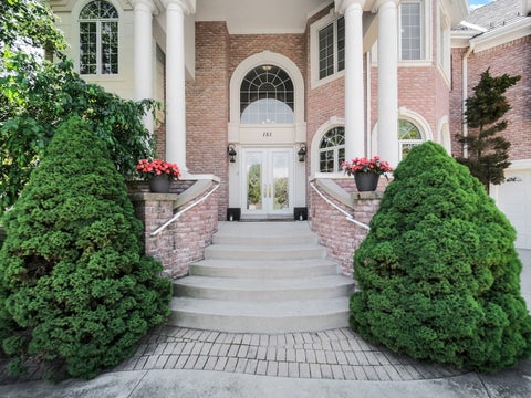 Tiny photo for 151 Palmer Circle, Vernon Hills, IL 60061 (MLS # 12713894)