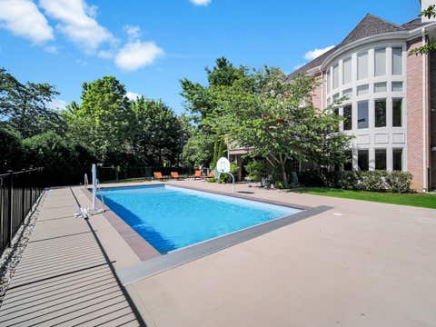 Tiny photo for 151 Palmer Circle, Vernon Hills, IL 60061 (MLS # 12713894)