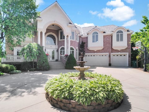 Tiny photo for 151 Palmer Circle, Vernon Hills, IL 60061 (MLS # 12713894)