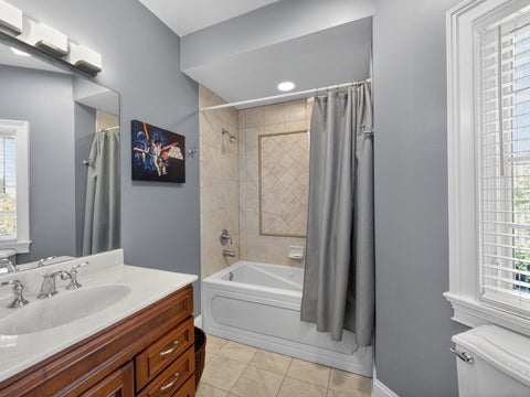 Tiny photo for 151 Palmer Circle, Vernon Hills, IL 60061 (MLS # 12713894)