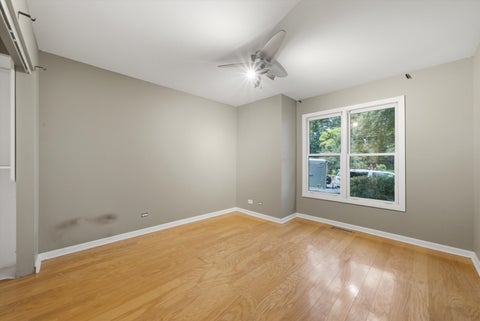 Tiny photo for 929 Alton Court, Winthrop Harbor, IL 60096 (MLS # 12722204)