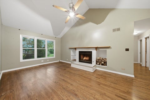 Tiny photo for 929 Alton Court, Winthrop Harbor, IL 60096 (MLS # 12722204)