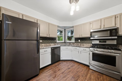 Tiny photo for 929 Alton Court, Winthrop Harbor, IL 60096 (MLS # 12722204)