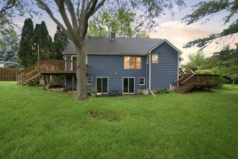 Tiny photo for 929 Alton Court, Winthrop Harbor, IL 60096 (MLS # 12722204)