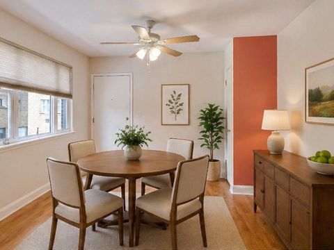Tiny photo for 6828 N Greenview Avenue #2S, Chicago, IL 60626 (MLS # 12634641)