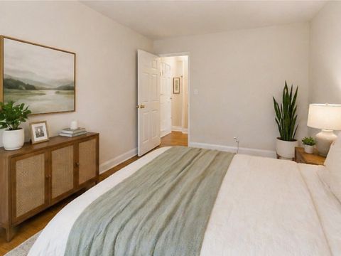 Tiny photo for 6828 N Greenview Avenue #2S, Chicago, IL 60626 (MLS # 12634641)