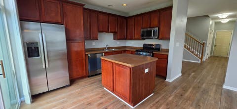 Tiny photo for 385 Bluegrass Parkway, Oswego, IL 60543 (MLS # 12674445)