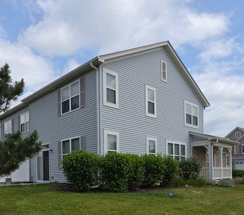 Tiny photo for 385 Bluegrass Parkway, Oswego, IL 60543 (MLS # 12674445)