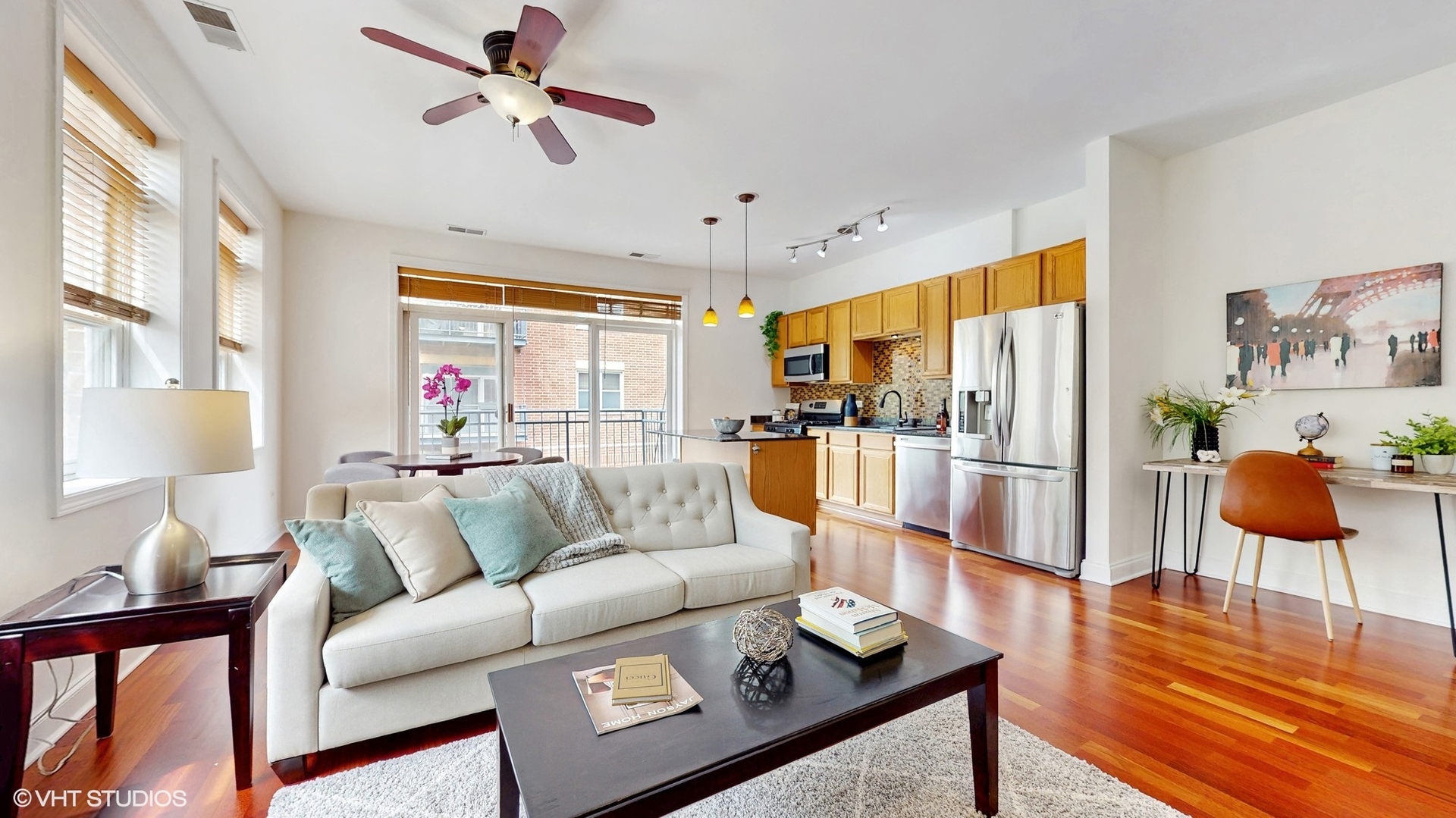 2320 W Saint Paul Avenue 204