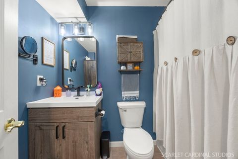 Tiny photo for 633 Mansfield Way, Oswego, IL 60543 (MLS # 12469087)