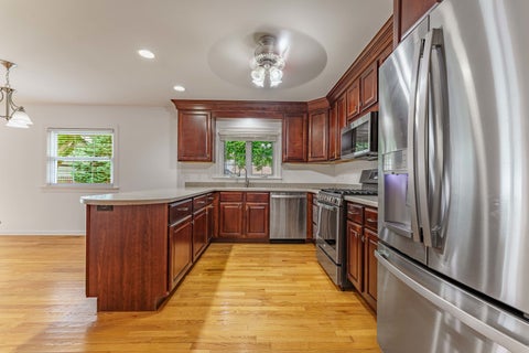 Tiny photo for 212 Wellington Avenue, Elk Grove Village, IL 60007 (MLS # 12784270)