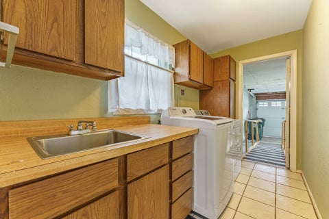 Tiny photo for 212 Wellington Avenue, Elk Grove Village, IL 60007 (MLS # 12784270)