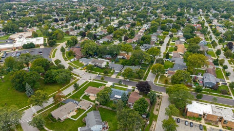 Tiny photo for 212 Wellington Avenue, Elk Grove Village, IL 60007 (MLS # 12784270)