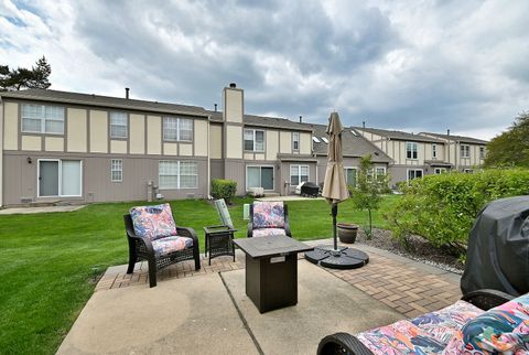 Tiny photo for 1475 Garnet Circle, Hoffman Estates, IL 60192 (MLS # 12640692)