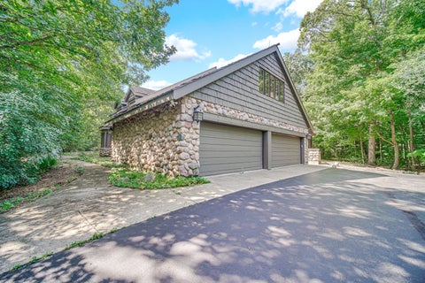 Tiny photo for 27250 N Meadowoods Lane, Mettawa, IL 60048 (MLS # 12757884)