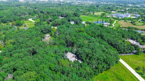 Tiny photo for 27250 N Meadowoods Lane, Mettawa, IL 60048 (MLS # 12757884)