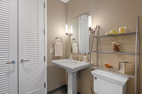 Tiny photo for 401 N Wabash Avenue #69F, Chicago, IL 60611 (MLS # 12501539)