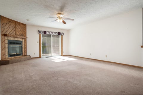 Tiny photo for 5721 Elaine Drive #B, Rockford, IL 61108 (MLS # 12797039)