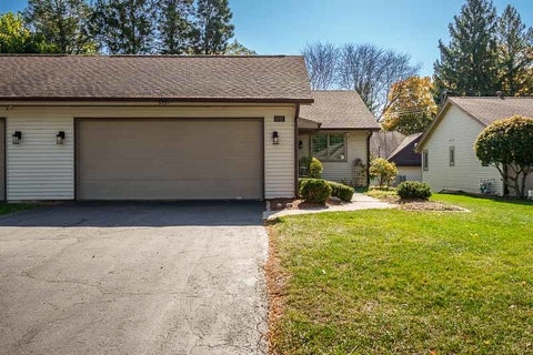 Tiny photo for 5721 Elaine Drive #B, Rockford, IL 61108 (MLS # 12797039)