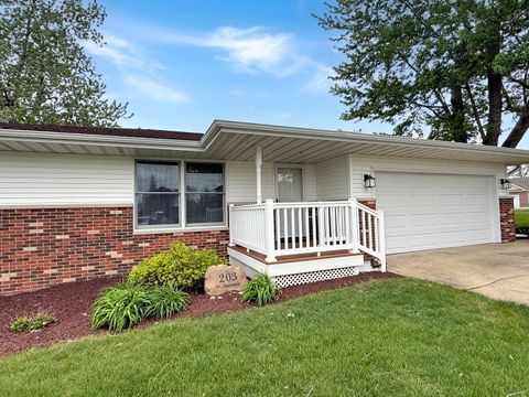 Tiny photo for 203 W Summit Street, Gifford, IL 61847 (MLS # 12632860)