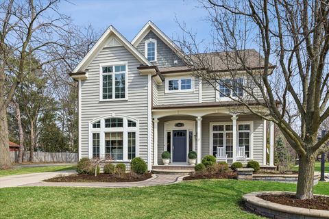 Tiny photo for 321 N Kenilworth Avenue, Glen Ellyn, IL 60137 (MLS # 12569638)