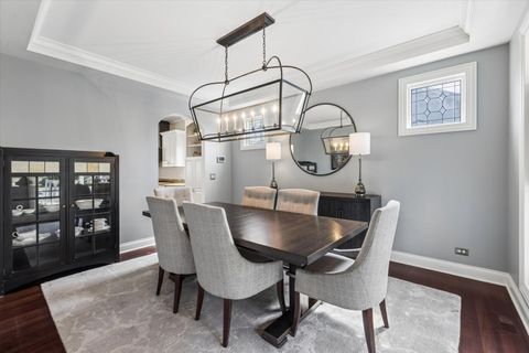 Tiny photo for 321 N Kenilworth Avenue, Glen Ellyn, IL 60137 (MLS # 12569638)