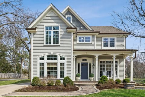 Photo of 321 N Kenilworth Avenue, Glen Ellyn, IL 60137 (MLS # 12569638)